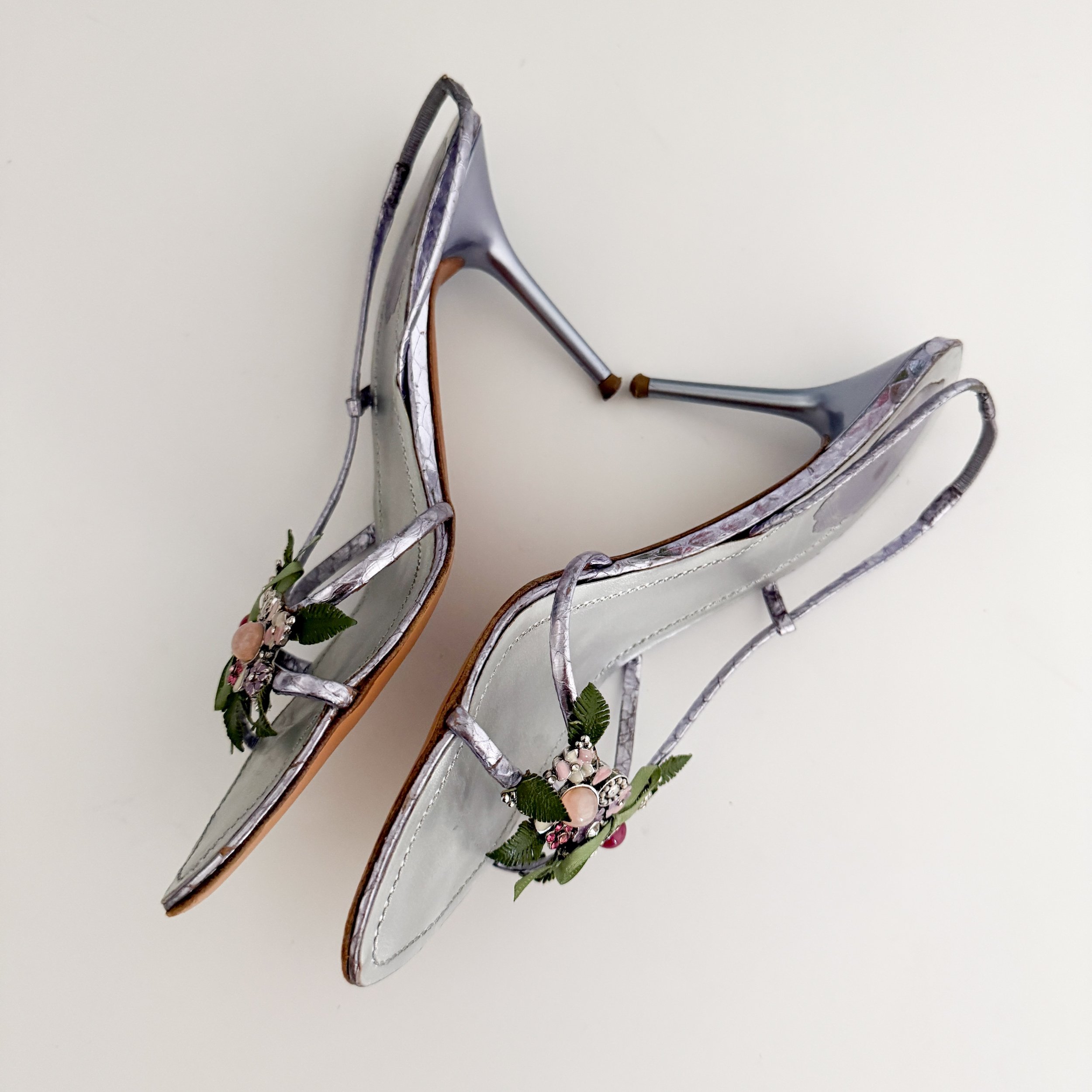 Manolo Blahnik Iconic Black Patent Leather Mary Jane Heels (US 9.5